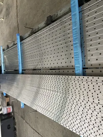 High Precision Hiwin Size Linear Guide Rail Z0 Za HGH20ca/Ha Hgw20cc/Hc Hgr20 with Slider Blocks